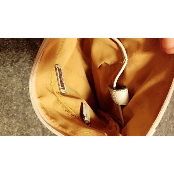 Born Concepts crossbody bag - Picture 6 of 7